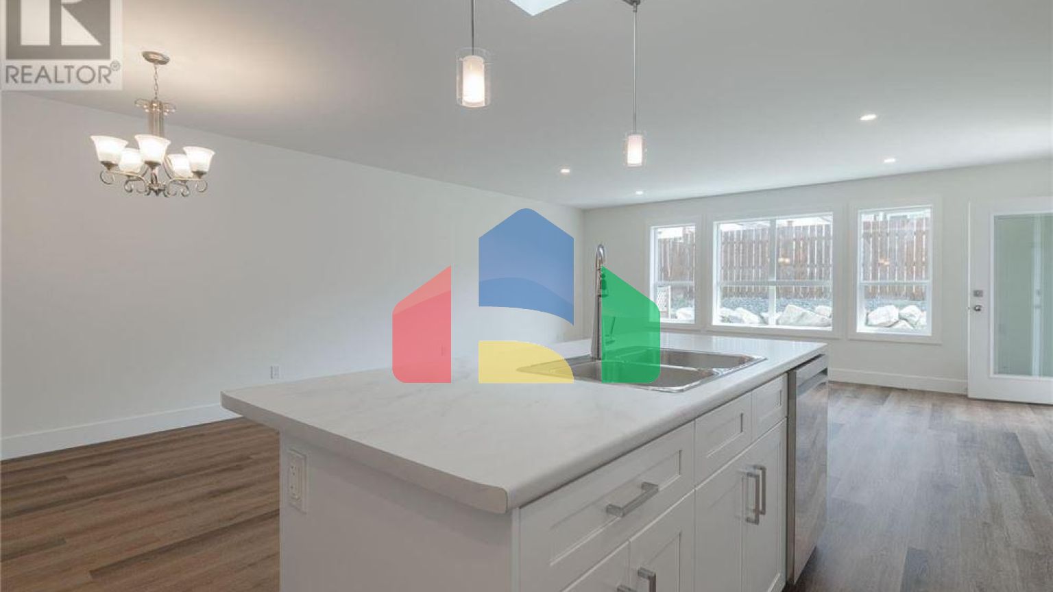 Residential - Condo/Apartment - Port Alberni, Canada - Canada