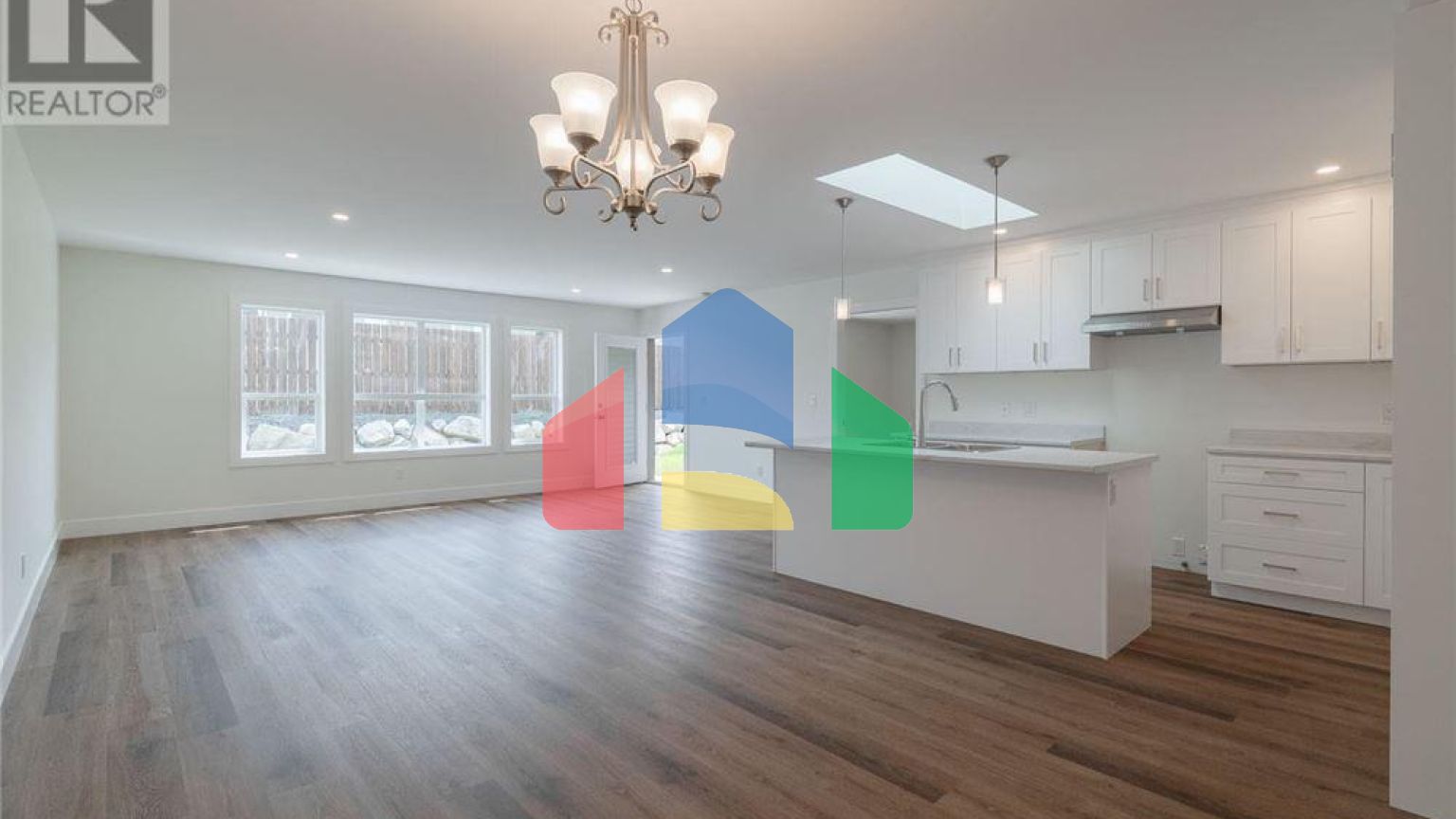 Residential - Condo/Apartment - Port Alberni, Canada - Canada