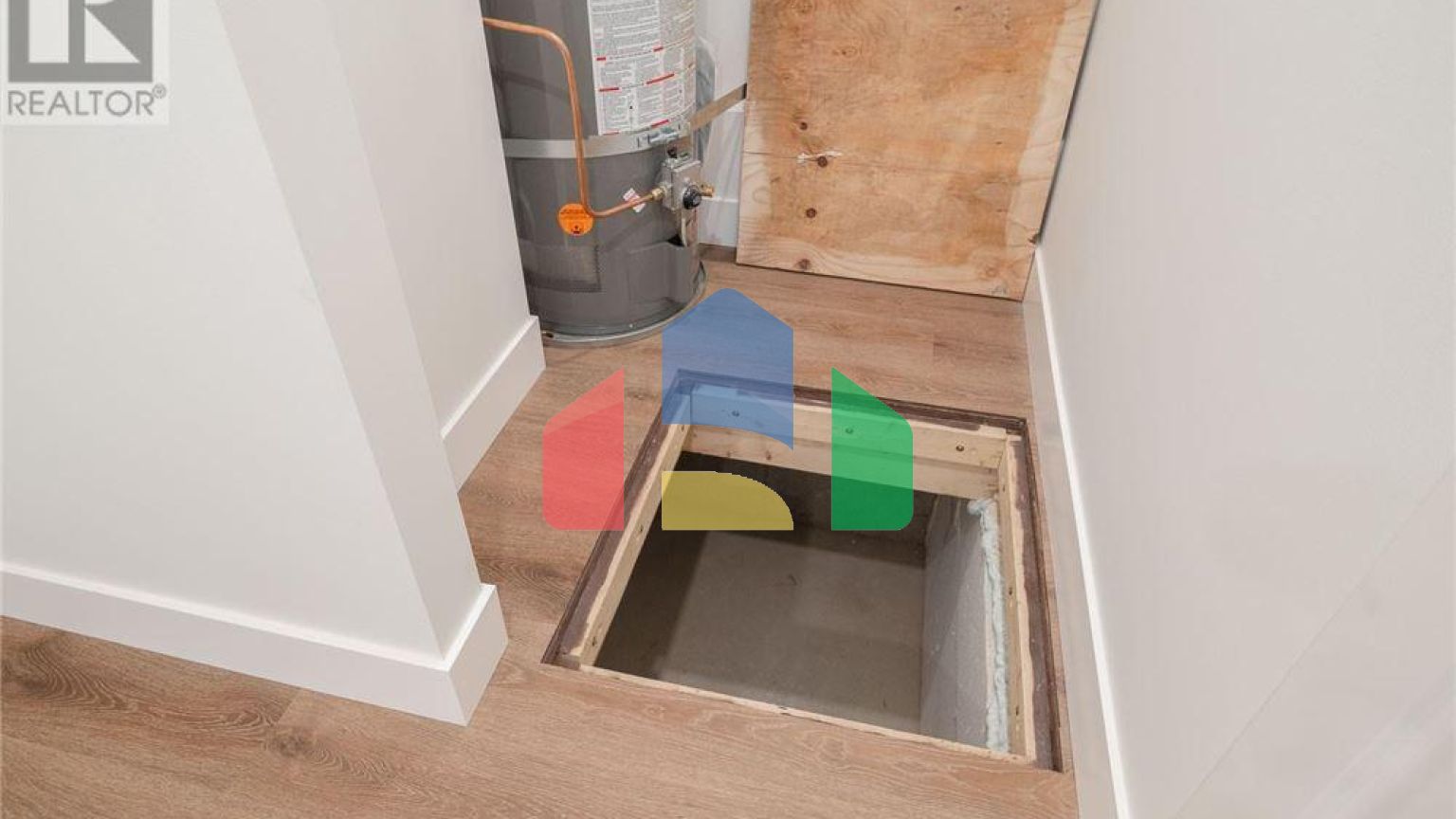 Residential - Condo/Apartment - Port Alberni, Canada - Canada