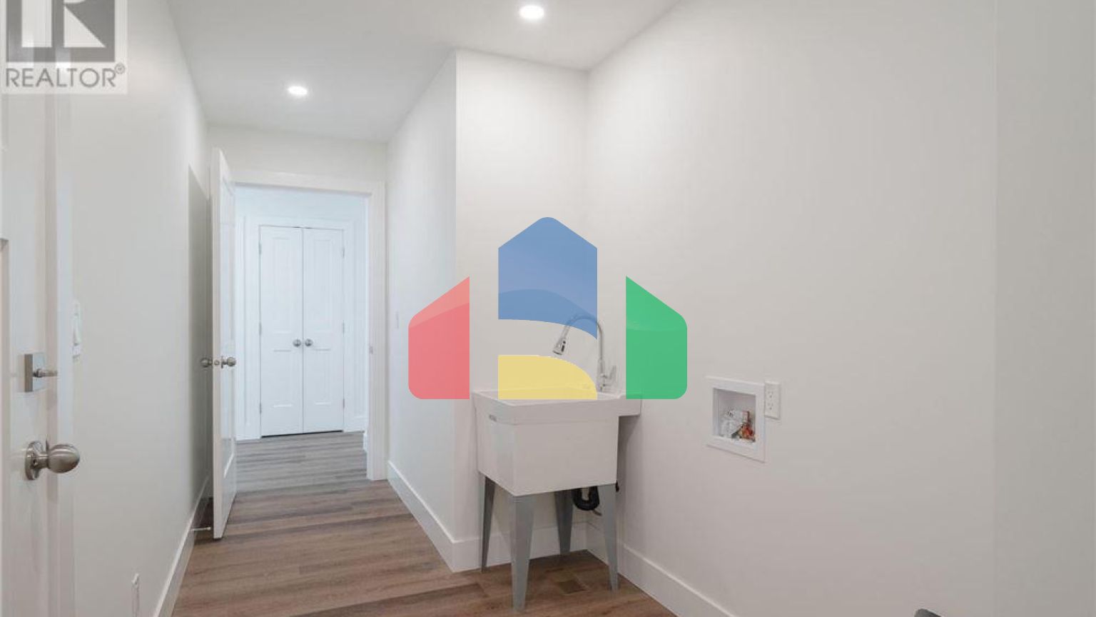 Residential - Condo/Apartment - Port Alberni, Canada - Canada