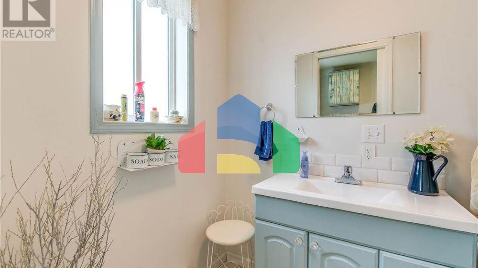 Residential - Single Family Home - Port Alberni, Canada - Canada