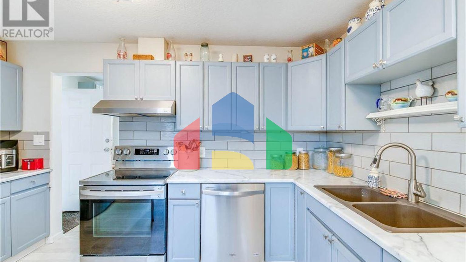 Residential - Single Family Home - Port Alberni, Canada - Canada