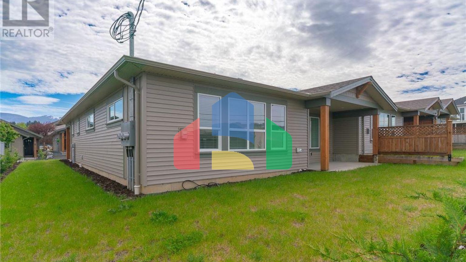 Residential - Condo/Apartment - Port Alberni, Canada - Canada