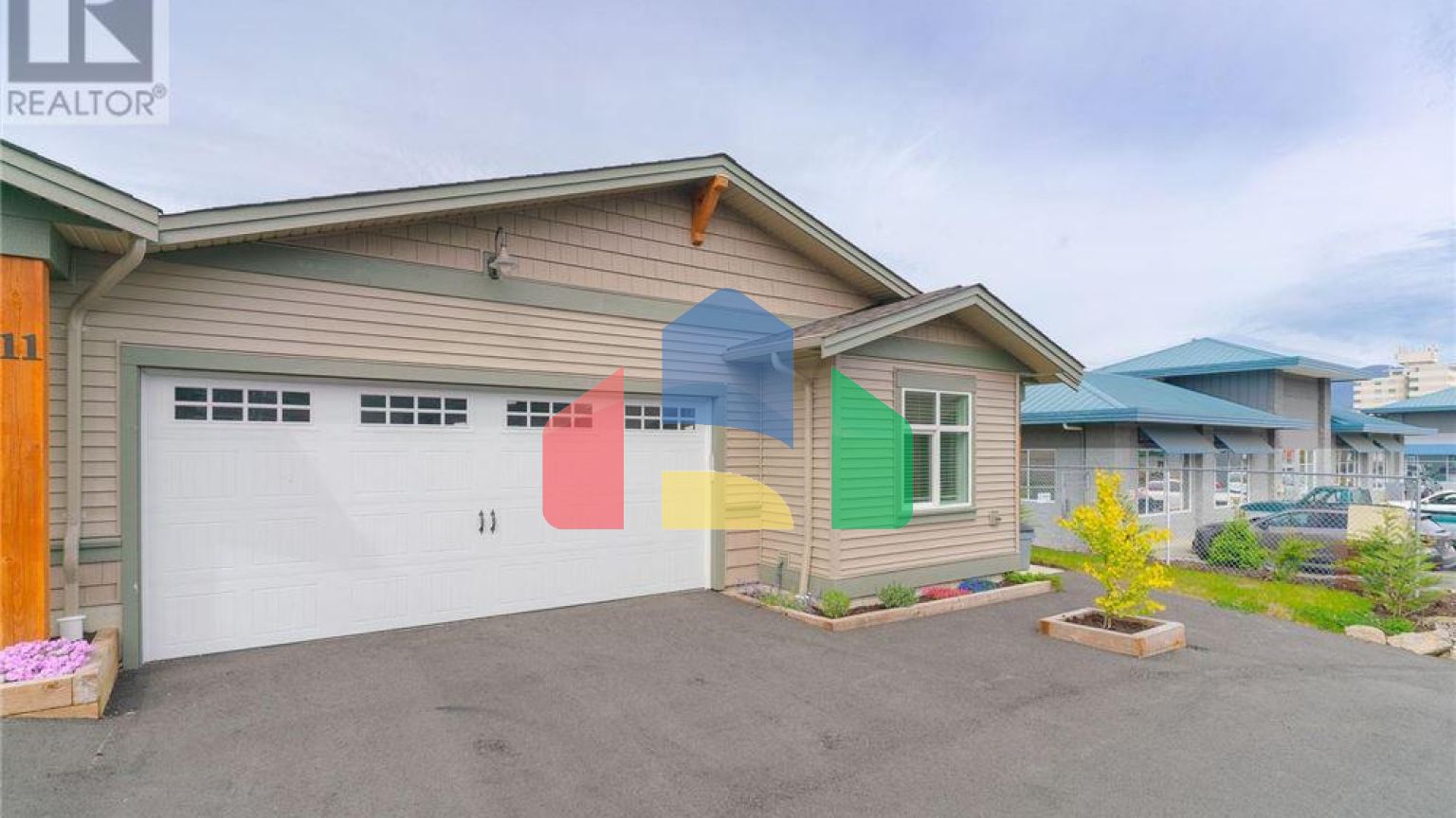 Residential - Condo/Apartment - Port Alberni, Canada - Canada