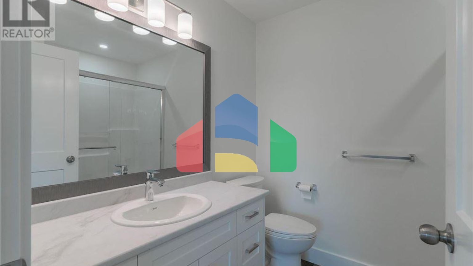 Residential - Condo/Apartment - Port Alberni, Canada - Canada