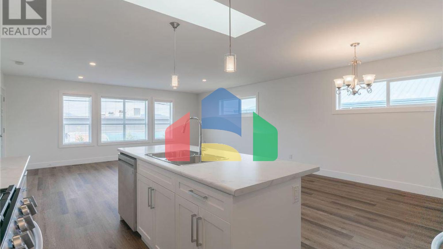 Residential - Condo/Apartment - Port Alberni, Canada - Canada