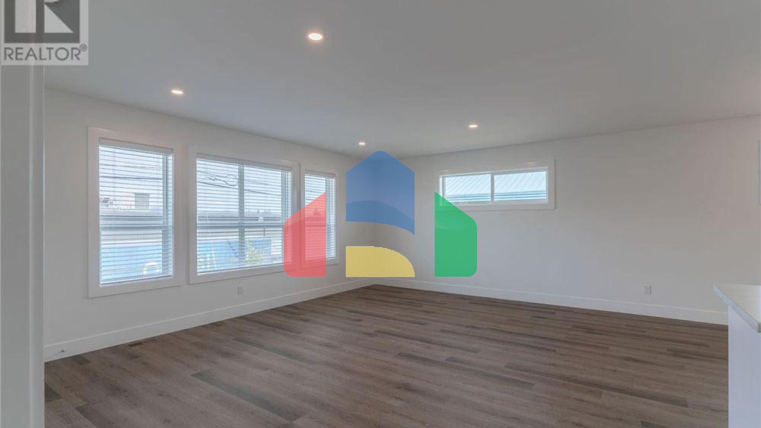 Residential - Condo/Apartment - Port Alberni, Canada - Canada