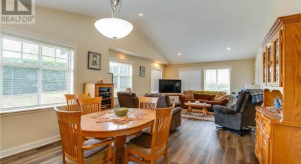 Residential - Condo/Apartment - Port Alberni, Canada - Canada