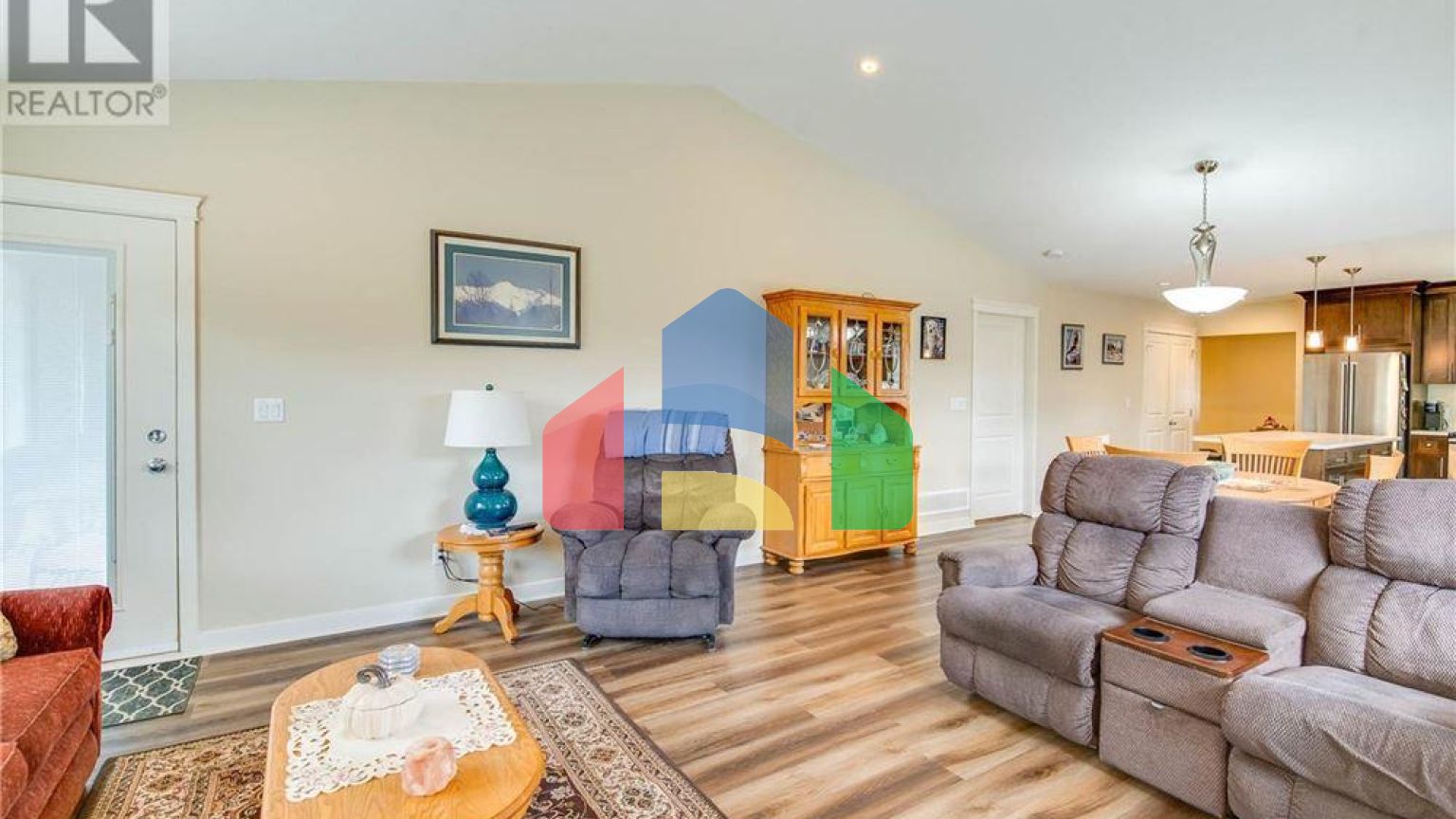 Residential - Condo/Apartment - Port Alberni, Canada - Canada