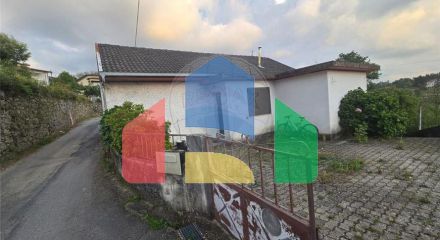 Residential - Single Family Home - T2 - Fiscal, Amares - PT