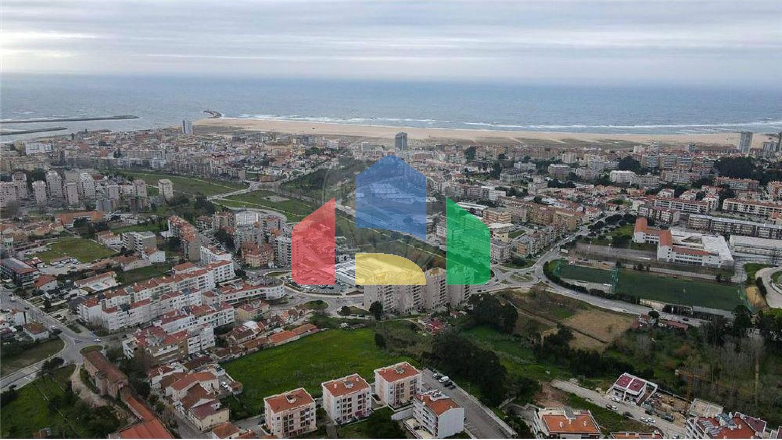 Residential - Garage - Tavarede, Figueira da Foz - PT