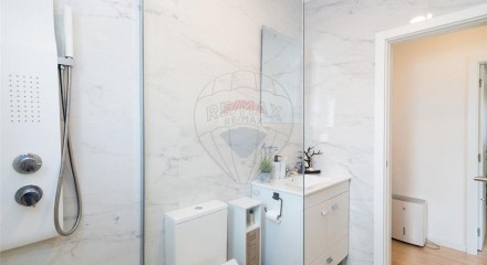 Residential - Condo/Apartment - T2 - Marinha Grande, Marinha Grande - PT