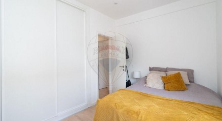 Residential - Condo/Apartment - T2 - Marinha Grande, Marinha Grande - PT