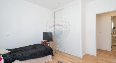 Residential - Condo/Apartment - T2 - Marinha Grande, Marinha Grande - PT