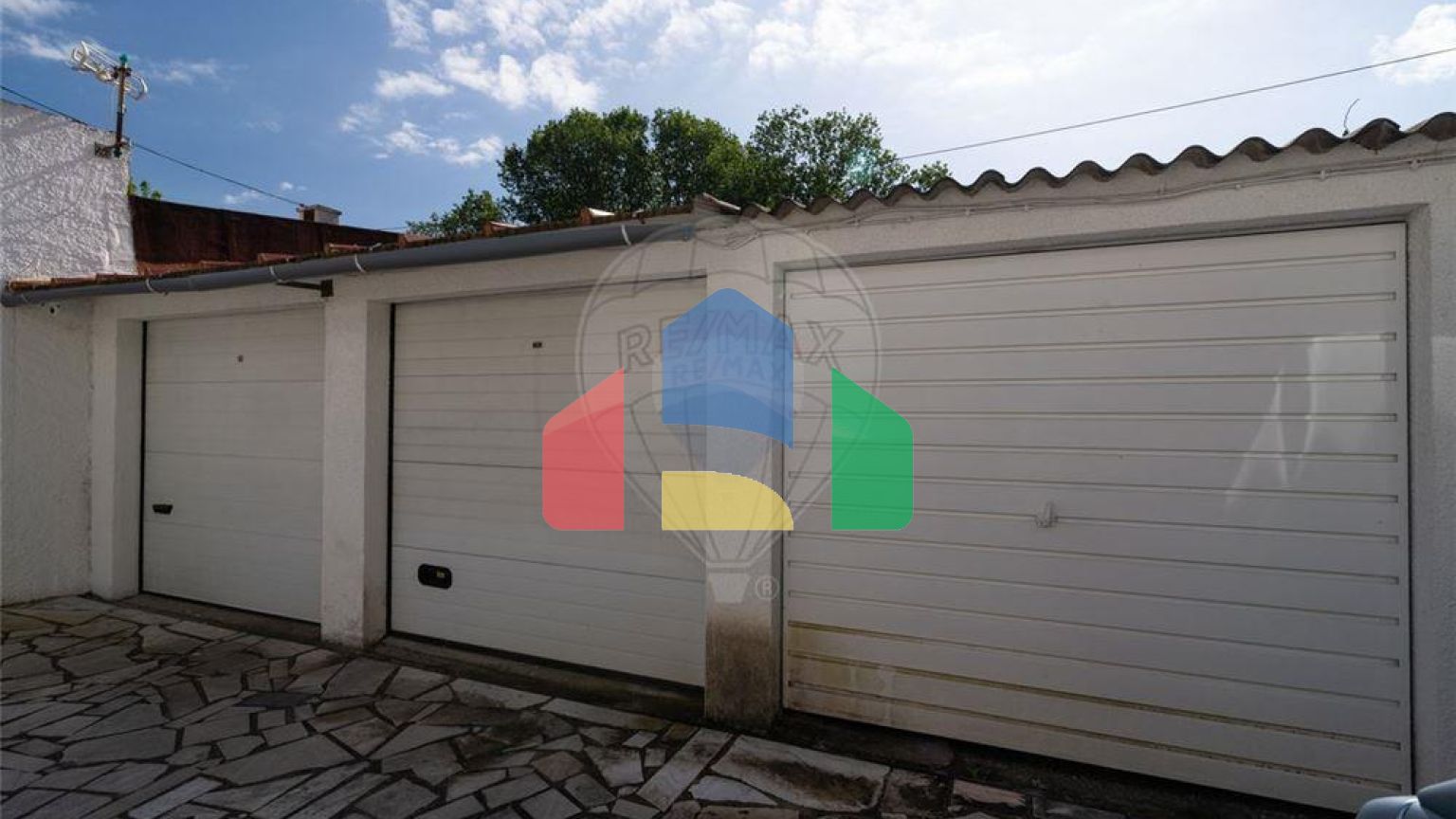 Residential - Condo/Apartment - T2 - Marinha Grande, Marinha Grande - PT