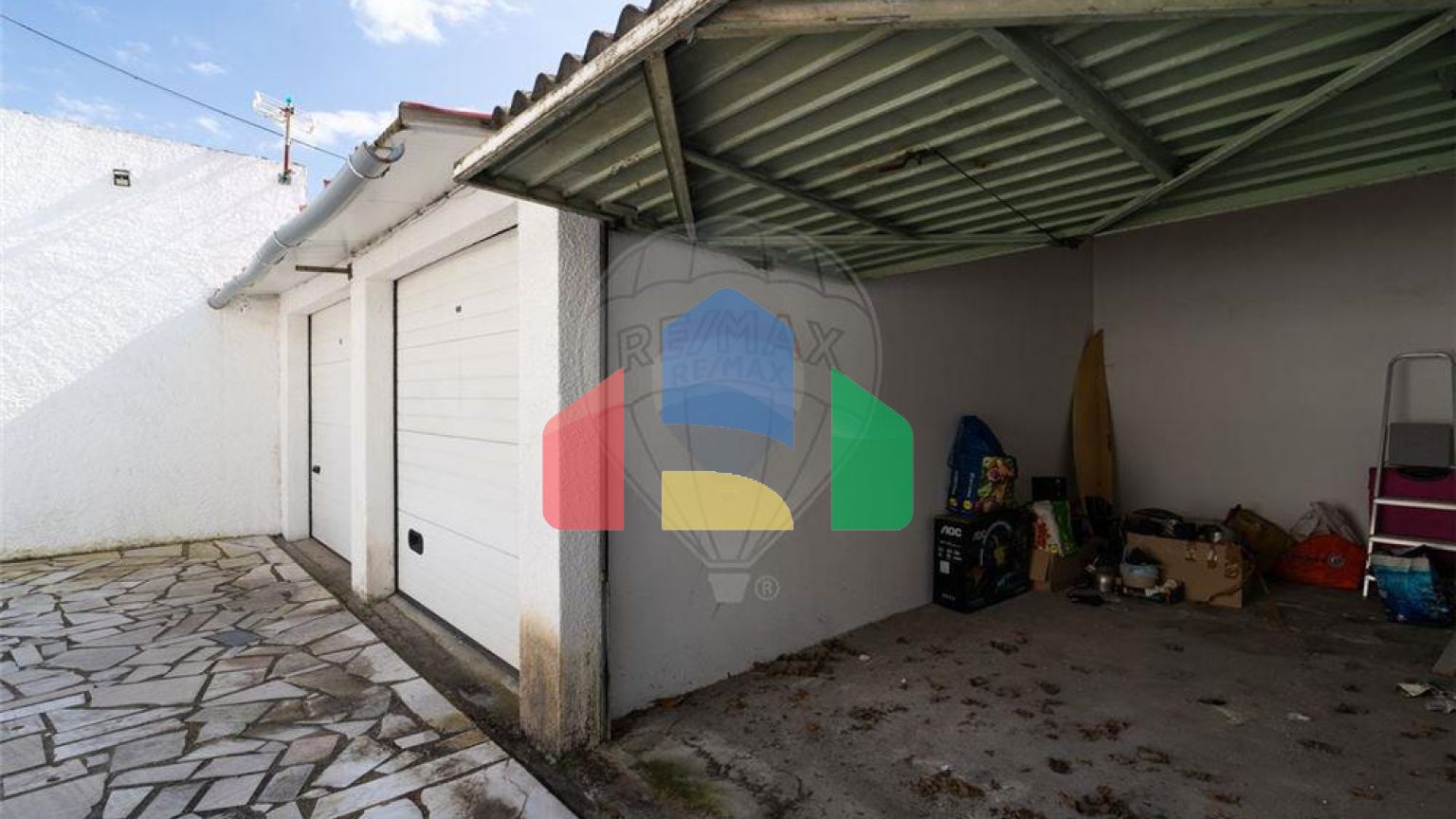 Residential - Condo/Apartment - T2 - Marinha Grande, Marinha Grande - PT