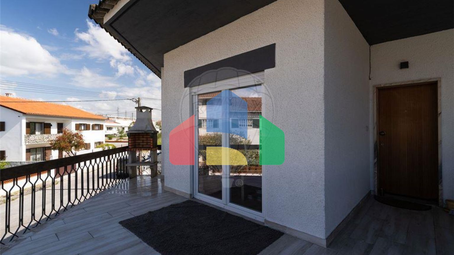 Residential - Condo/Apartment - T2 - Marinha Grande, Marinha Grande - PT