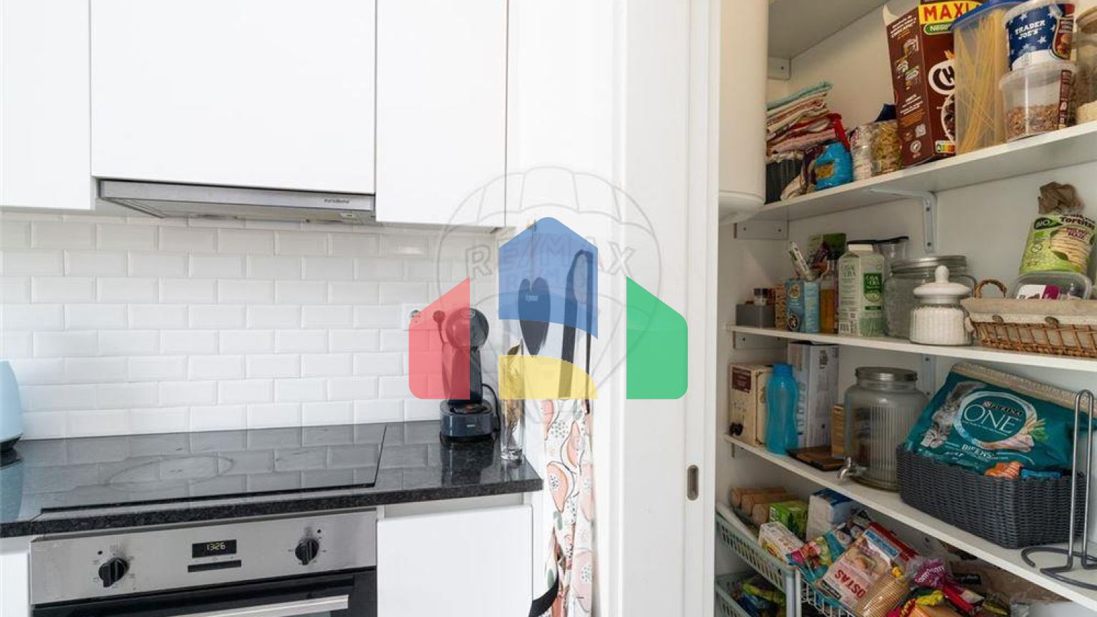 Residential - Condo/Apartment - T2 - Marinha Grande, Marinha Grande - PT