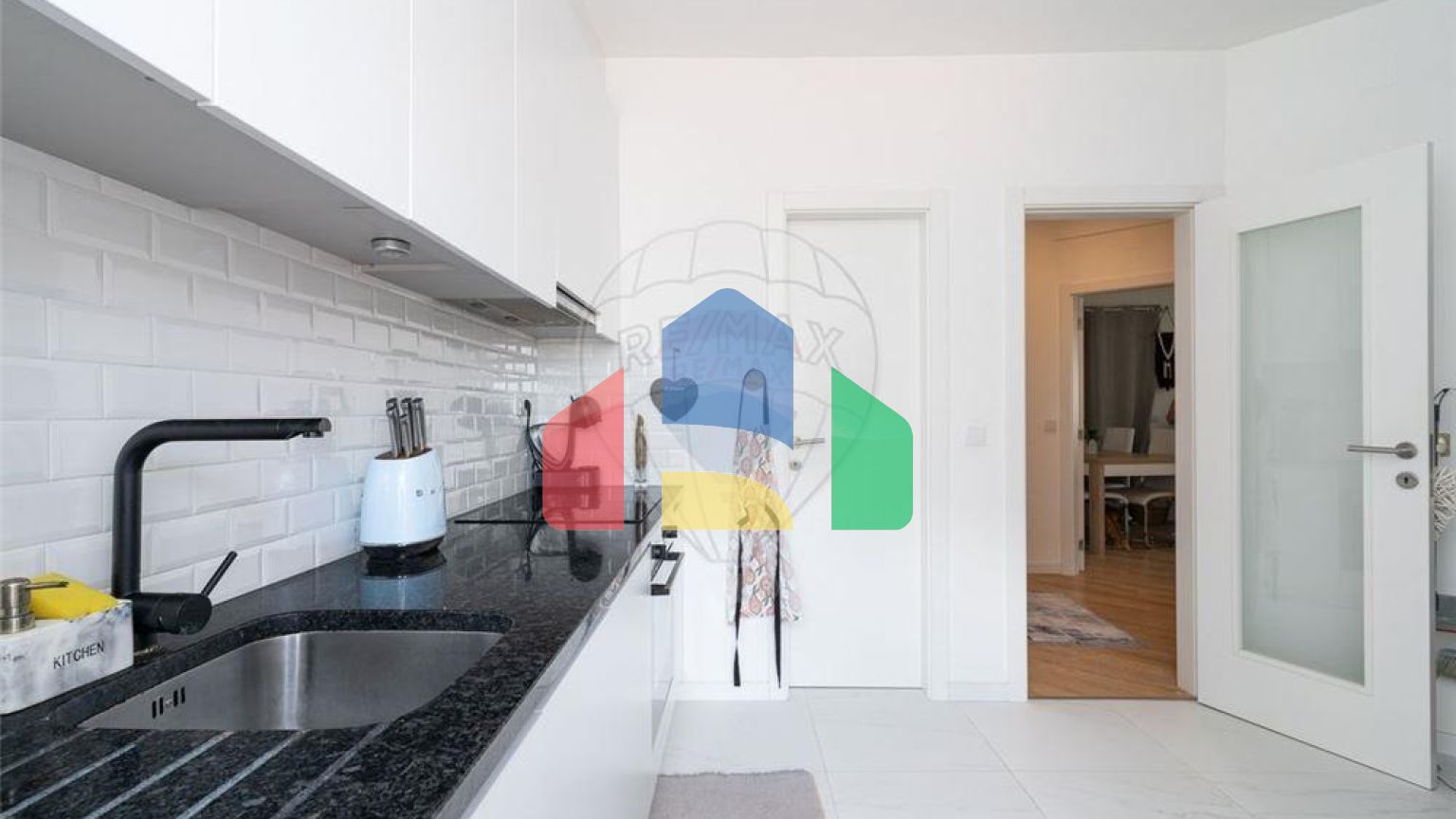 Residential - Condo/Apartment - T2 - Marinha Grande, Marinha Grande - PT