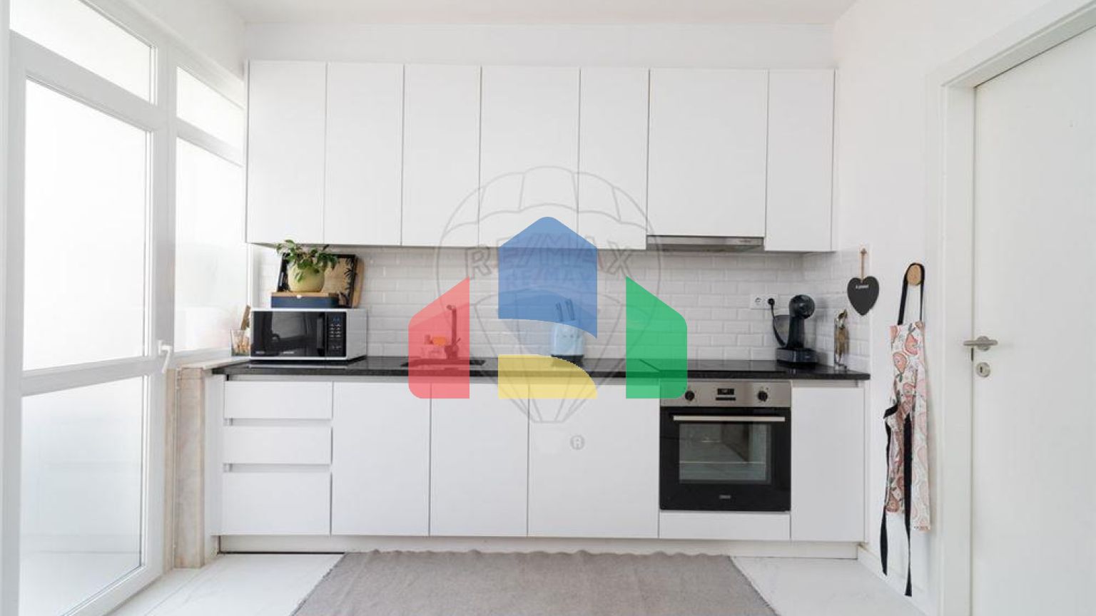 Residential - Condo/Apartment - T2 - Marinha Grande, Marinha Grande - PT