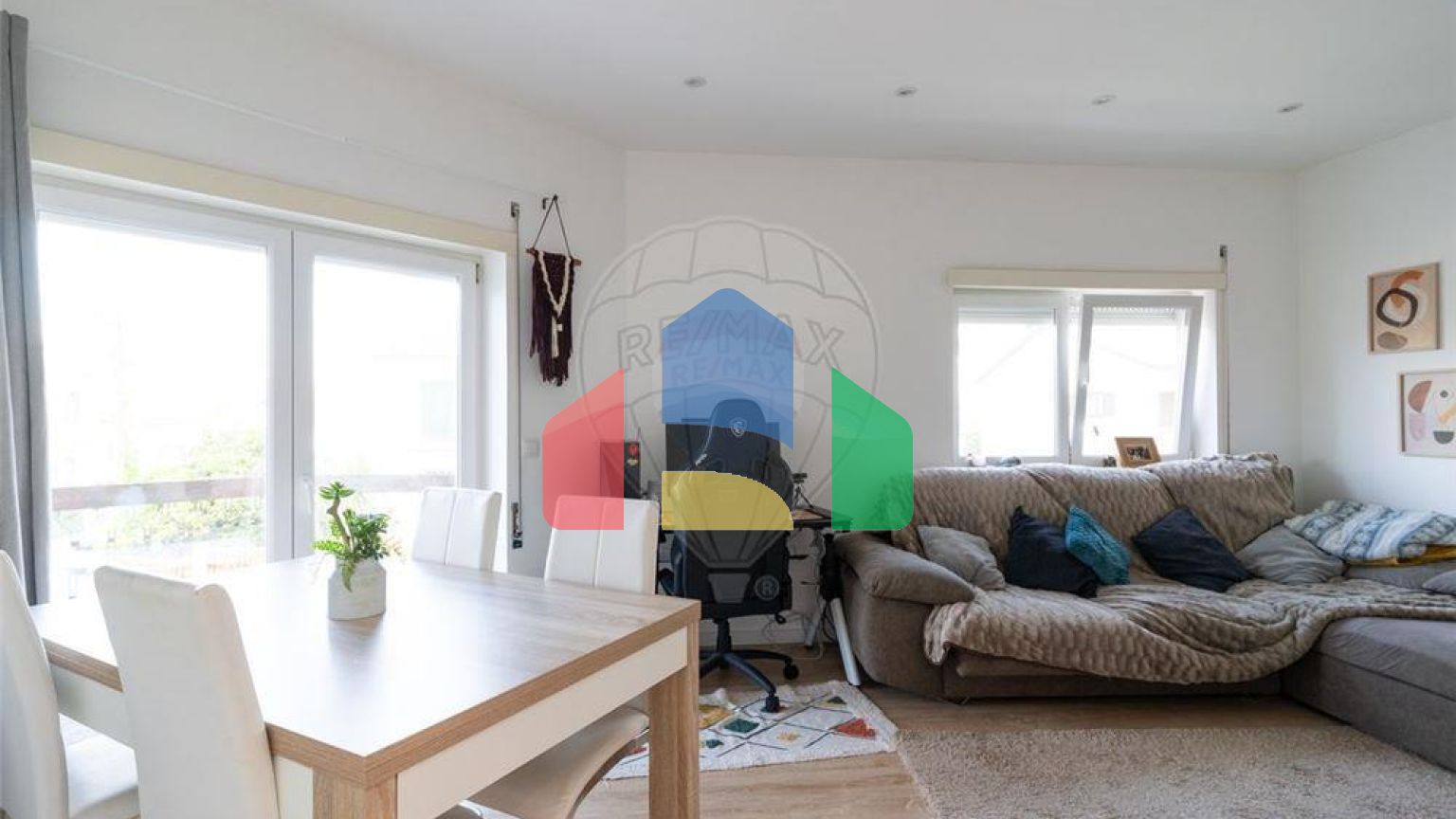 Residential - Condo/Apartment - T2 - Marinha Grande, Marinha Grande - PT