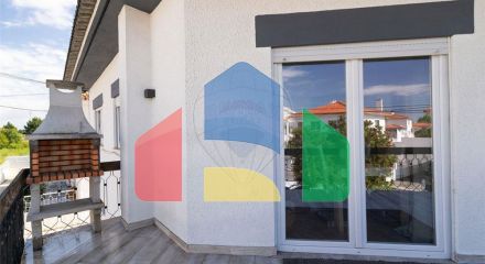 Residential - Condo/Apartment - T2 - Marinha Grande, Marinha Grande - PT