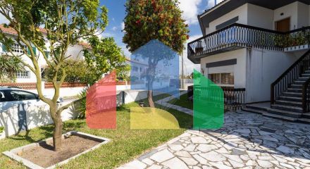 Residential - Condo/Apartment - T2 - Marinha Grande, Marinha Grande - PT