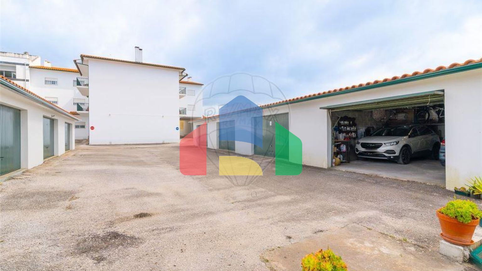 Residential - Condo/Apartment - T3 - Marinha Grande, Marinha Grande - PT