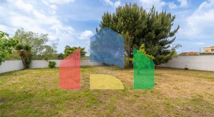 Residential - Condo/Apartment - T3 - Marinha Grande, Marinha Grande - PT