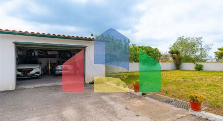 Residential - Condo/Apartment - T3 - Marinha Grande, Marinha Grande - PT