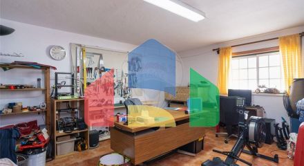 Residential - Condo/Apartment - T3 - Marinha Grande, Marinha Grande - PT