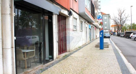 Commercial - Sale of Business - Alvalade, Lisbon - PT
