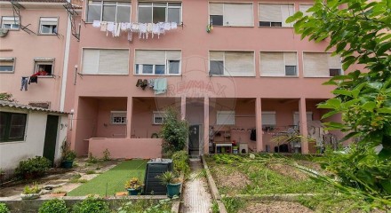 Residential - Condo/Apartment - T2 - Alvalade, Lisbon - PT