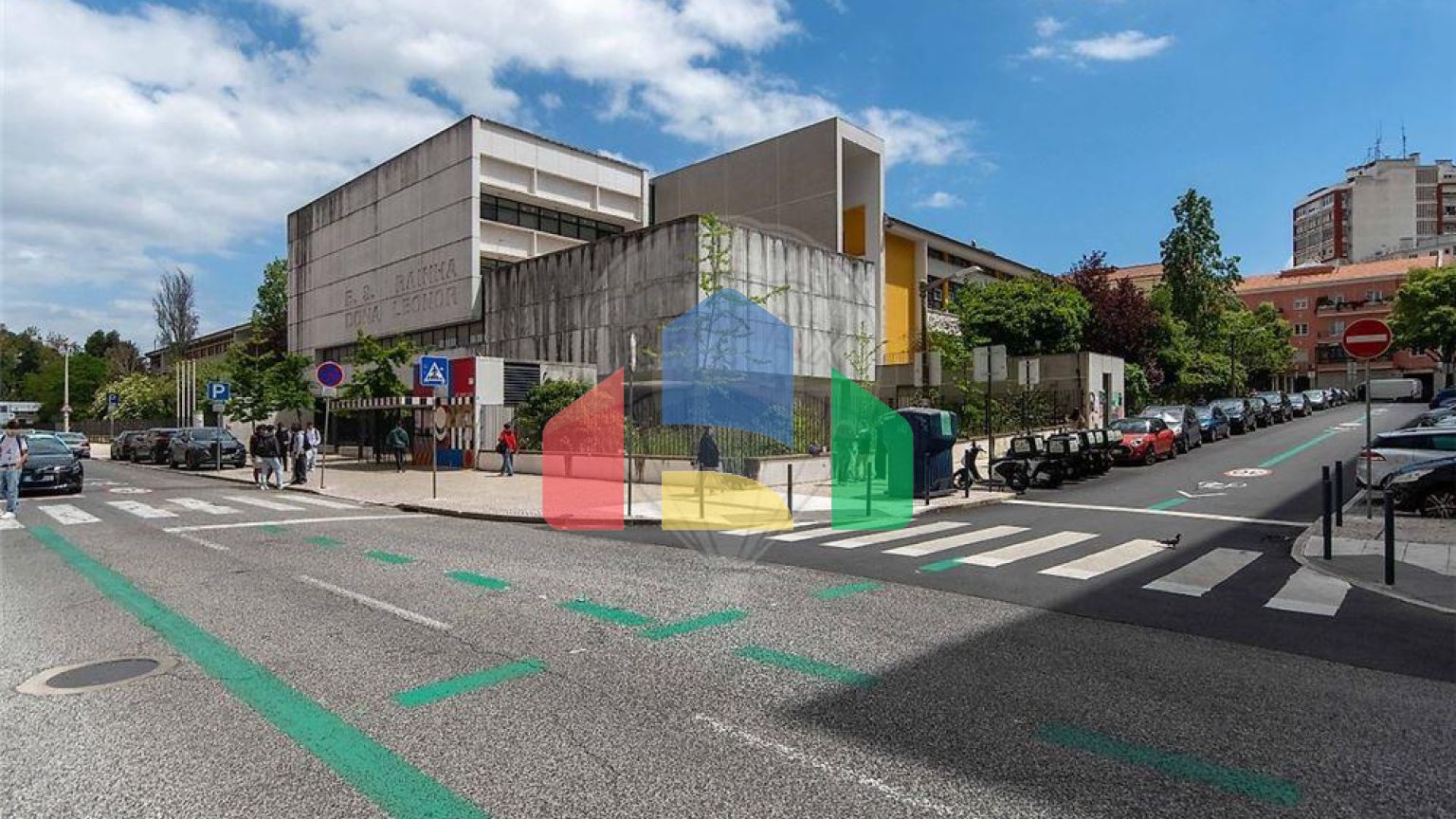 Residential - Condo/Apartment - T2 - Alvalade, Lisbon - PT