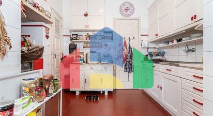 Residential - Condo/Apartment - T2 - Alvalade, Lisbon - PT