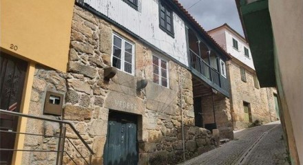 Residential - Single Family Home - T3 - Gouviães e Ucanha, Tarouca - PT