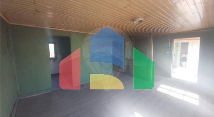 Residential - Single Family Home - T3 - Gouviães e Ucanha, Tarouca - PT