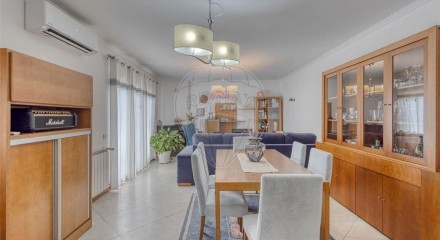 Residential - Condo/Apartment - T3 - Vilar de Andorinho, Vila Nova de Gaia - PT