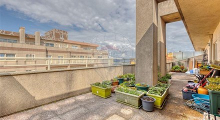 Residential - Condo/Apartment - T3 - Vilar de Andorinho, Vila Nova de Gaia - PT