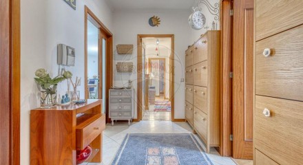 Residential - Condo/Apartment - T3 - Vilar de Andorinho, Vila Nova de Gaia - PT