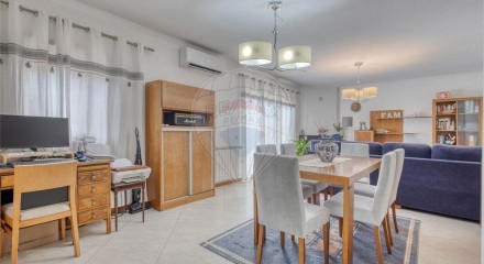 Residential - Condo/Apartment - T3 - Vilar de Andorinho, Vila Nova de Gaia - PT
