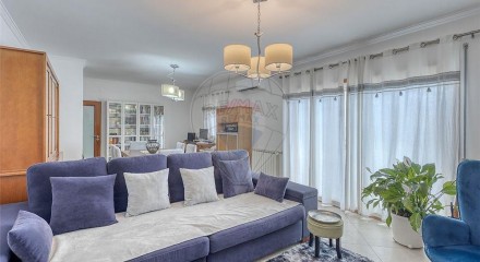 Residential - Condo/Apartment - T3 - Vilar de Andorinho, Vila Nova de Gaia - PT