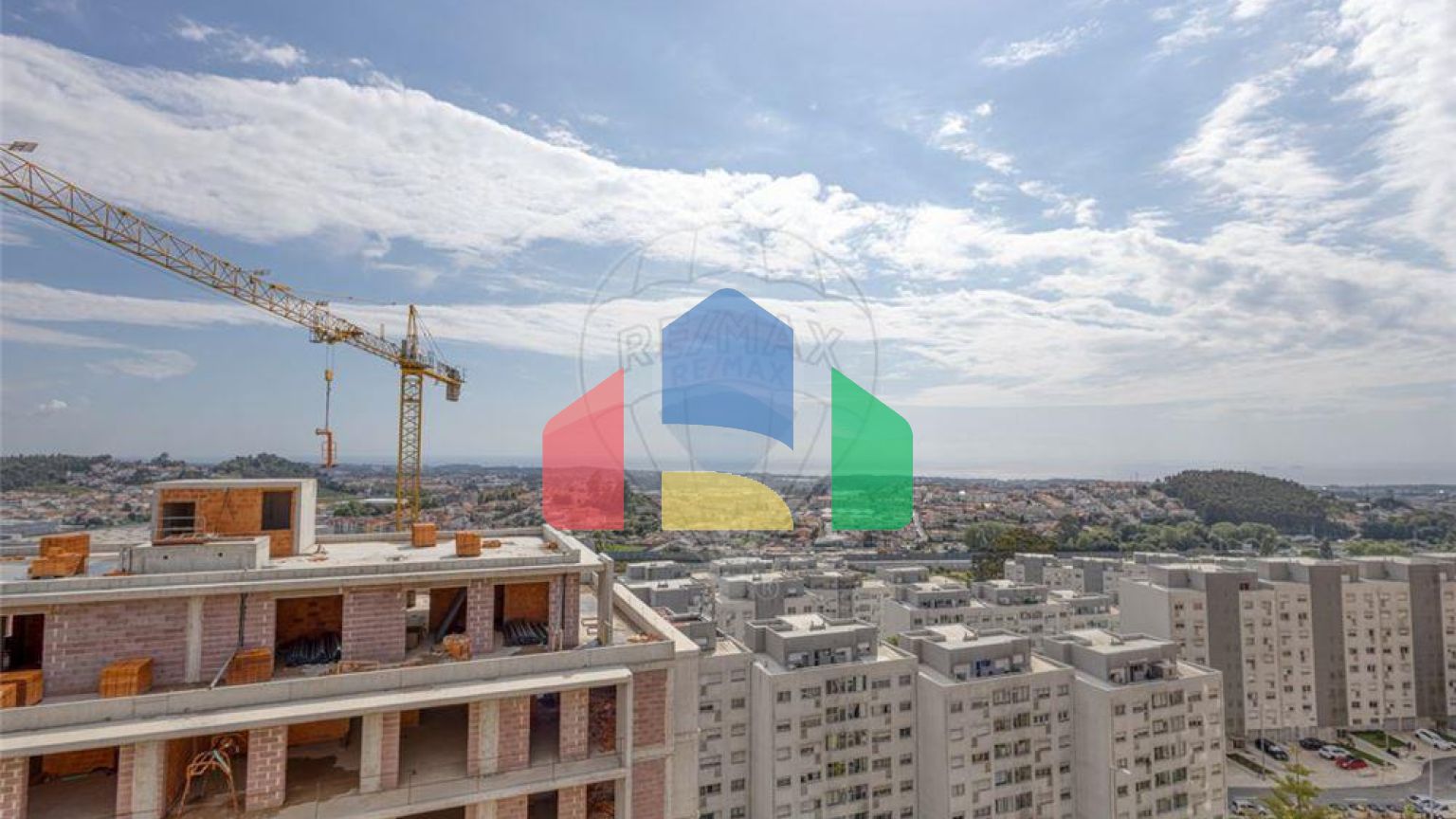 Residential - Condo/Apartment - T3 - Vilar de Andorinho, Vila Nova de Gaia - PT