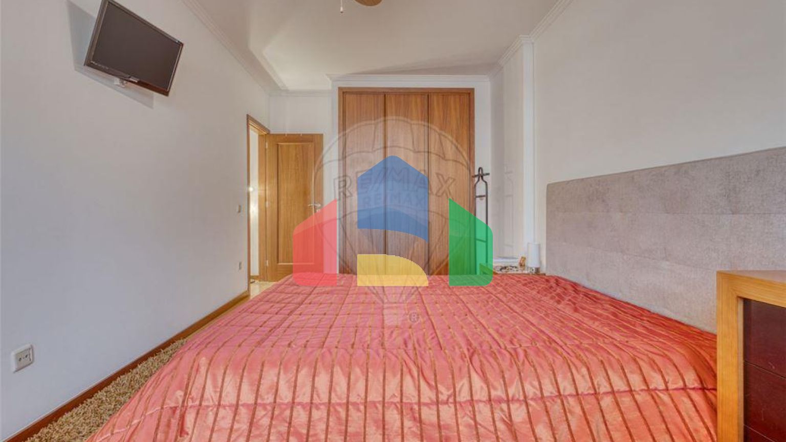 Residential - Condo/Apartment - T3 - Vilar de Andorinho, Vila Nova de Gaia - PT