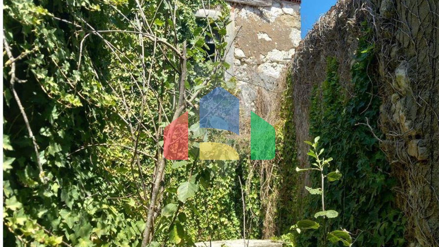 Residential - Single Family Home - T3 - Olaia e Paço, Torres Novas - PT