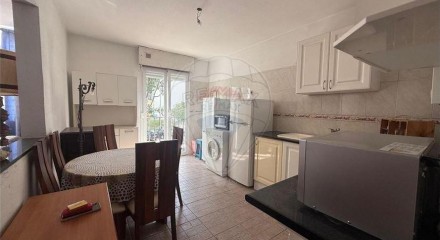 Residential - Condo/Apartment - T3 - Corroios, Seixal - PT