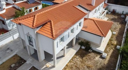 Residential - Single Family Home - T5 - Corroios, Seixal - PT