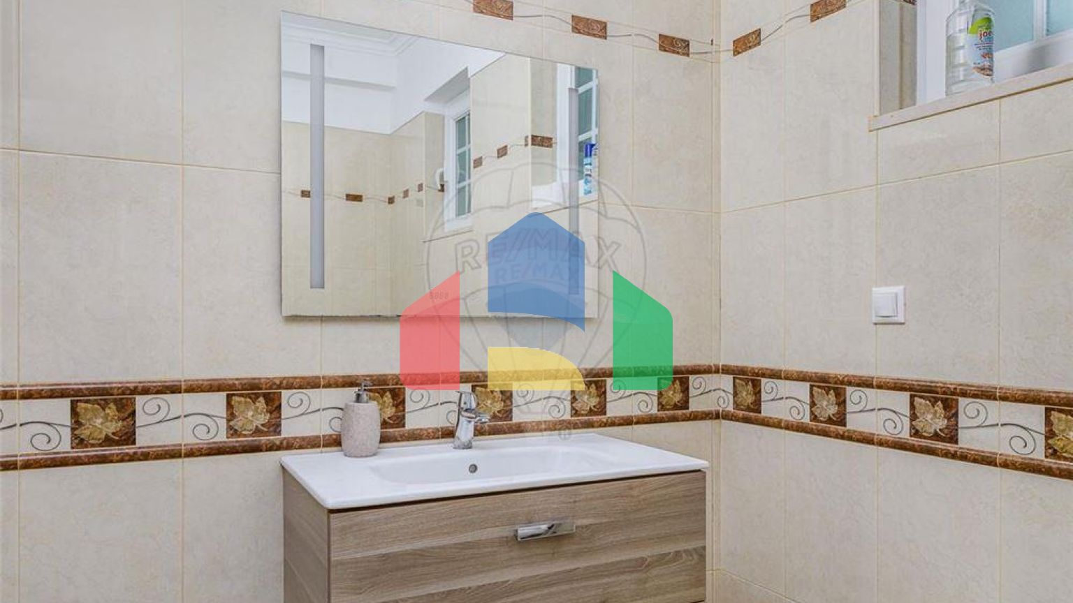 Residential - Single Family Home - T5 - Corroios, Seixal - PT