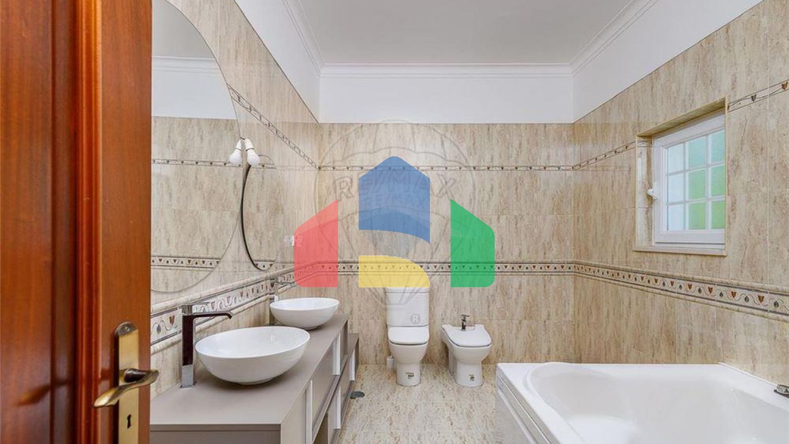 Residential - Single Family Home - T5 - Corroios, Seixal - PT