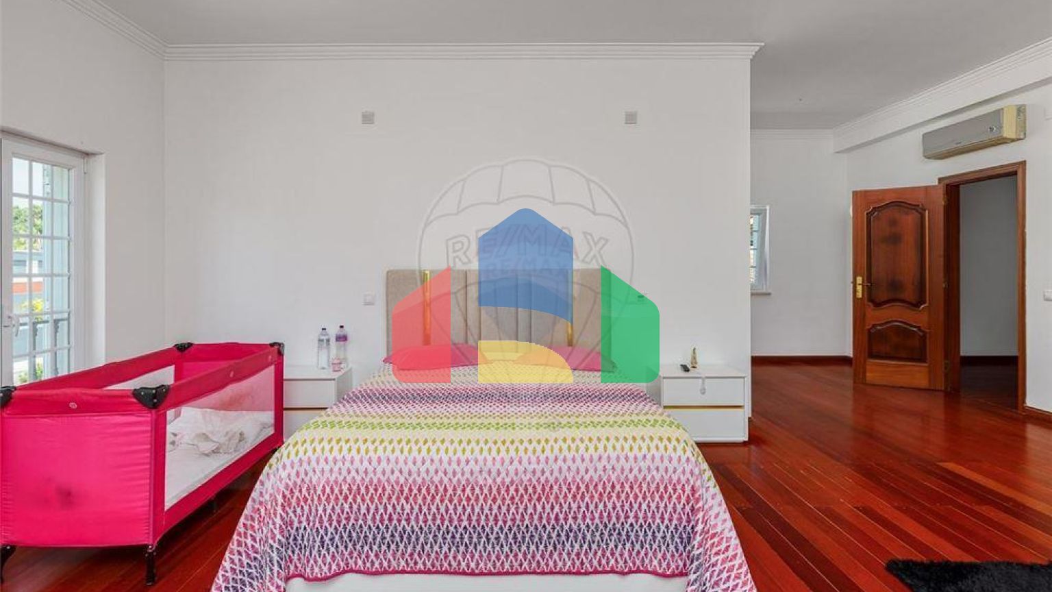 Residential - Single Family Home - T5 - Corroios, Seixal - PT